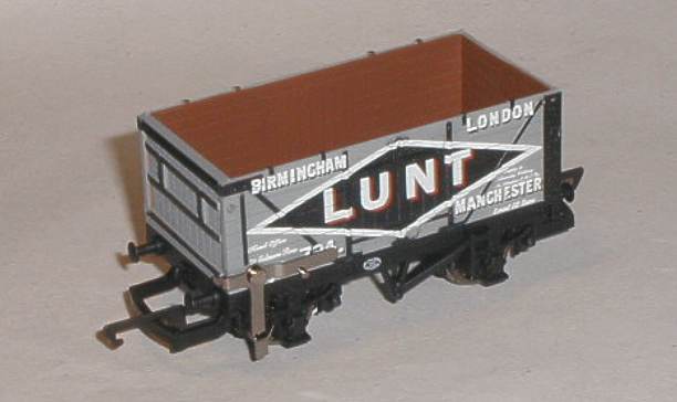 R6445 End Tipping Wagon LUNT